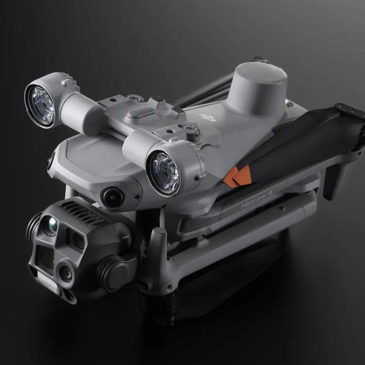 DJI AL1 Spotlight Matrice 4 Dos Modos Encendido Estrobo