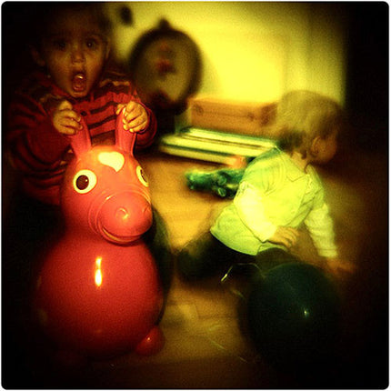 Lomography Diana F+ Cámara Analógica Formato 120 con Flash y Lente 75mm