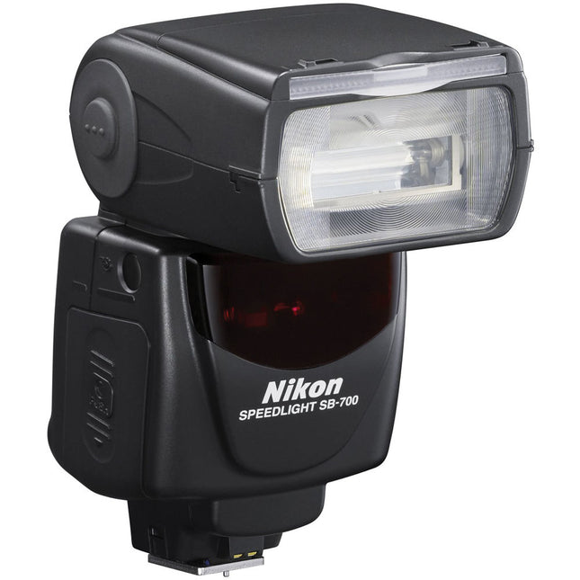 Nikon SB-700 AF Speedlight Flash con Zoom 24-120mm y GN 28 m