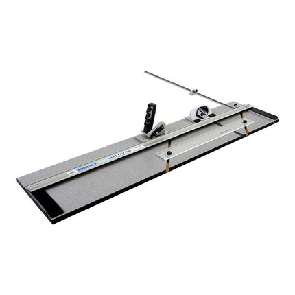 Logan Graphic Products Corta Alfombras Compact Elite 32" con Guía Paralela y Barra de Escuadra