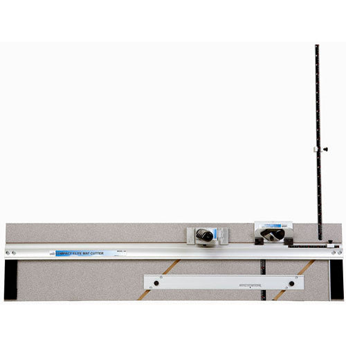 Logan Graphic Products Corta Alfombras Compact Elite 32" con Guía Paralela y Barra de Escuadra