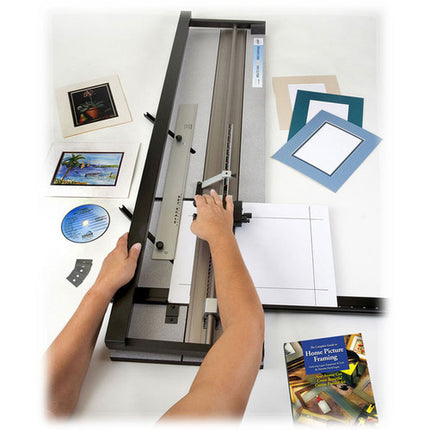Logan Graphic Products 650-1 Framer's Edge Elite Cortadora 40" con capacidad 8 Ply y base MDF robusta