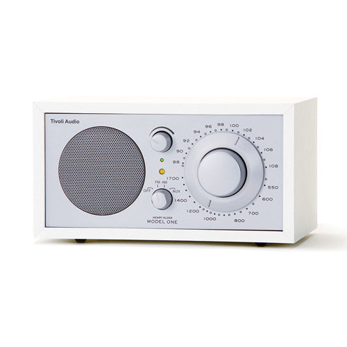 Tivoli Model One Bluetooth Radio AM/FM Bluetooth 30 Pies Alcance Auxiliar