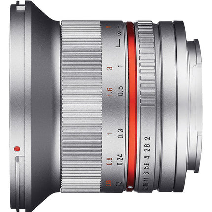 Samyang 12mm f2.0 NCS CS Lente para Fujifilm X-Mount Plata con Parasol