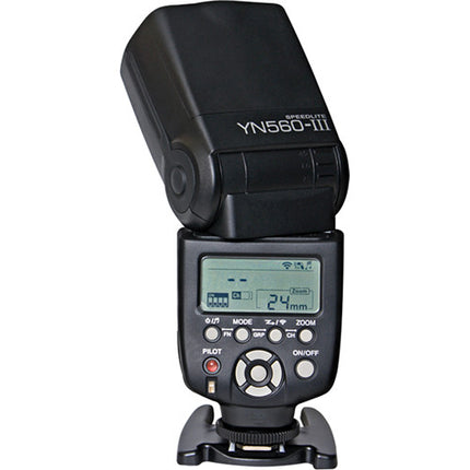 Yongnuo YN560-III Speedlite Flash con zoom 24-105mm y GN 190 ISO 100