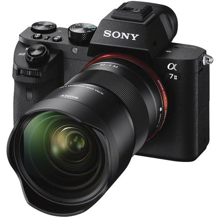 Sony 21mm Ultra Gran Angular Adaptador para Lente FE 28mm f/2 con Parasol Integrado