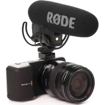 RODE VideoMic Pro Micrófono Shotgun para Cámara con Paraviento Rycote y 70 h de Autonomía