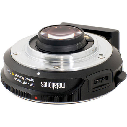 Metabones T Speed Booster XL 0.64x Adaptador Canon EF a Micro Cuatro Tercios con Control de Apertura y Pie de Trípode