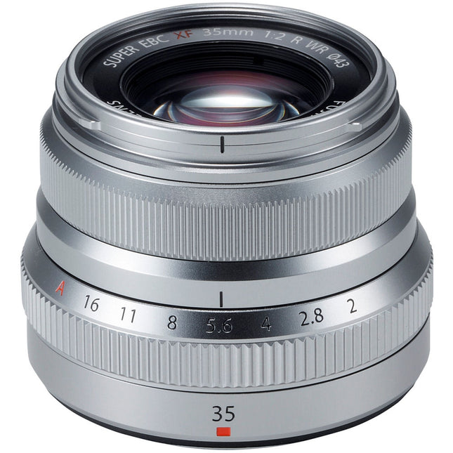 FUJIFILM XF 35mm f/2 R WR Lente APS-C 53mm con Parasol Plata