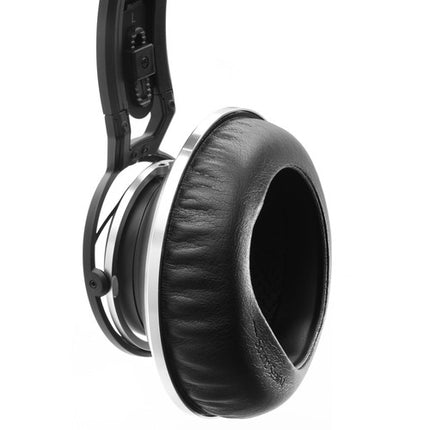 AKG K872 Auriculares Cerrados Circumaurales con Cable Desmontable y Estuche