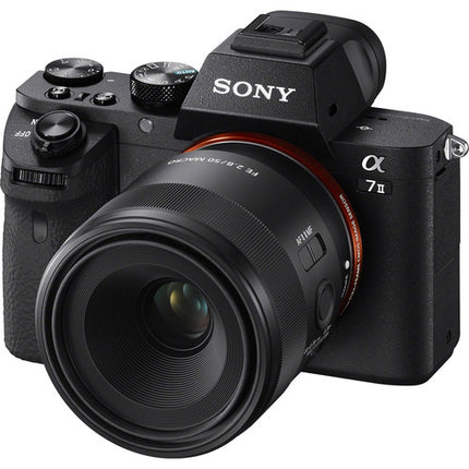 Sony FE 50mm f/2.8 lente macro montura E distancia mínima 16cm