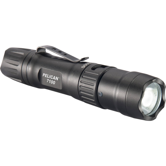 Pelican 7100 Linterna Táctica Recargable 695 Lúmenes 9 25 Horas USB