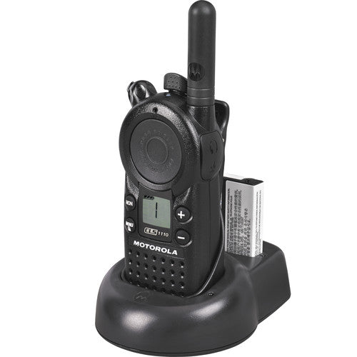 Motorola CLS1110 Radio UHF 1W 1 Canal Diseño Compacto Alcance 200000 ft²
