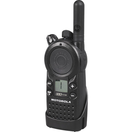 Motorola CLS1110 Radio UHF 1W 1 Canal Diseño Compacto Alcance 200000 ft²