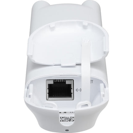 Ubiquiti UAP-AC-M-US UniFi AC Mesh Punto de Acceso WiFi Doble Banda 600 pies Gigabit PoE