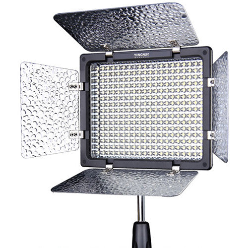 Yongnuo 300-IIIW Luz LED para Video 5500K 18W con Control IR y Filtros