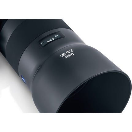 ZEISS Batis 135mm f/2.8 Lente para Sony E con Estabilizador Óptico y Pantalla OLED
