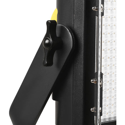 ikan Rayden RBX5 LED bicolor para estudio 3200-5600K 50° haz con DMX