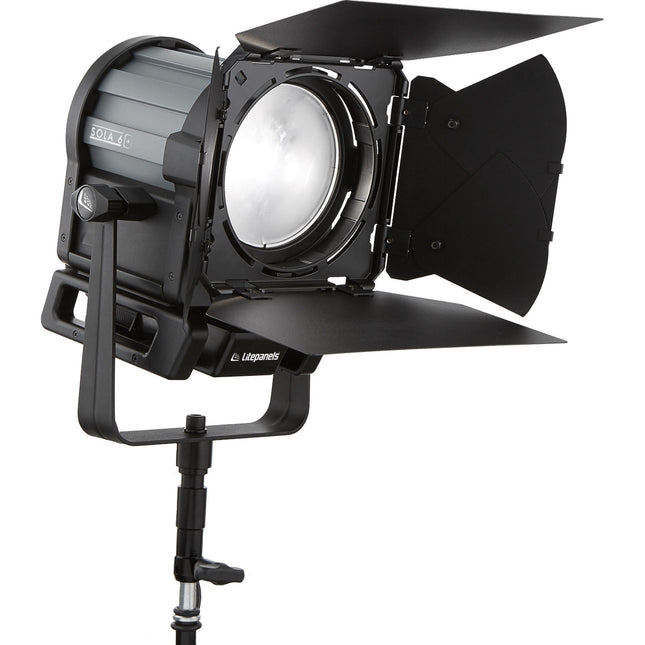 Litepanels Sola 6+ LED Fresnel Luz con Control de Haz 16 a 67°