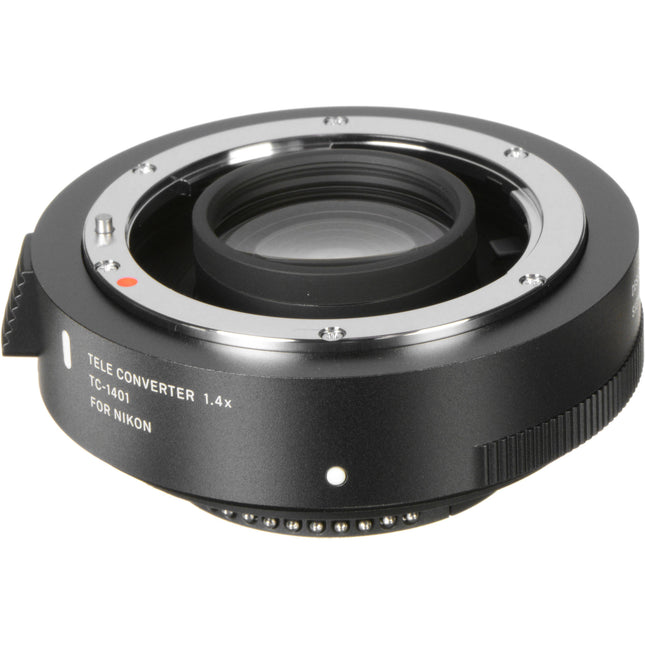 Sigma TC-1401 1.4x Teleconvertidor para Nikon F con elemento de baja dispersión y estuche suave