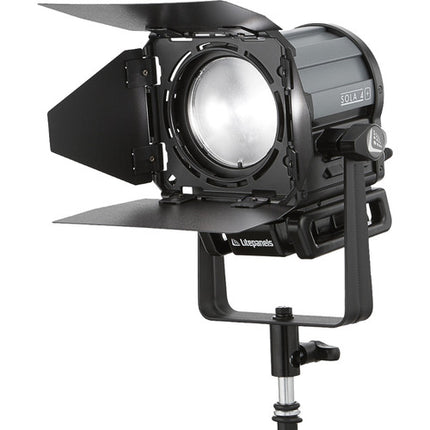 Litepanels Sola 4+ Luz LED Fresnel 4 Pulg 15-71° Control Luz Diurna
