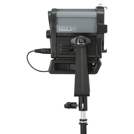 Litepanels Sola 4+ Luz LED Fresnel 4 Pulg 15-71° Control Luz Diurna