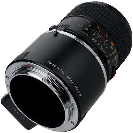 Adaptador FotodioX Mamiya 645 a Hasselblad X con Control de Apertura y Montura Metálica
