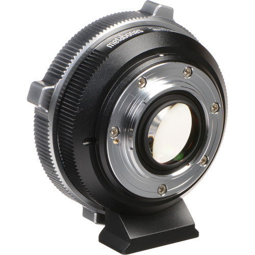 Metabones Speed Booster Ultra 0.71x Adaptador para Lentes PL a Micro Cuatro Tercios con Aumento 1 Stop y Pie de Trípode