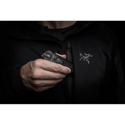 SureFire Stiletto Linterna LED Recargable 650 Lúmenes IPX7 Negra
