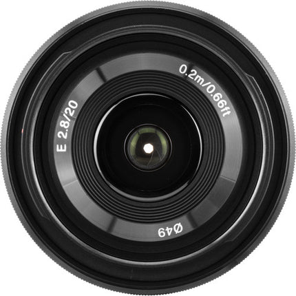 Sony E 20mm f2.8 Lente E-Mount APS-C Distancia Mínima 7.9" Kit Completo
