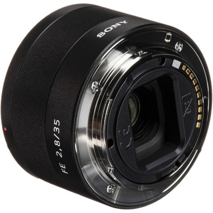 Sony Sonnar T* FE 35mm f/2.8 ZA lente E-mount full frame f/2.8 f/22 con foco interno y distancia mínima 35cm