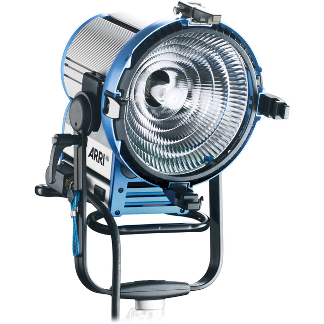 ARRI M18 HMI Iluminador 1800W 110-220V con Garantía 1 Año