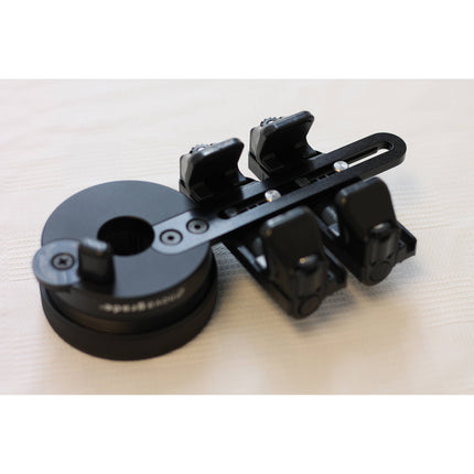 Novagrade Adaptador Universal Digiscoping Doble para Smartphones hasta 4.3" y oculares 39-60.75mm