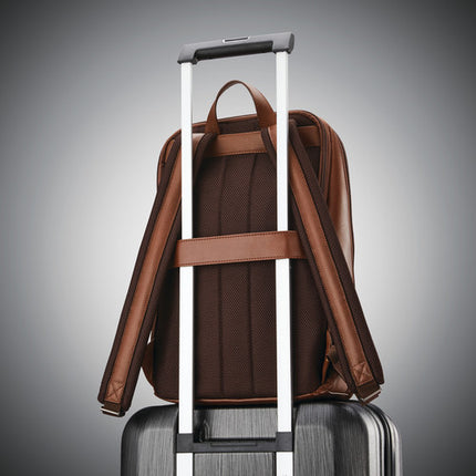 Samsonite Classic Leather Slim Mochila de cuero con compartimento para laptop 14.1 pulgadas