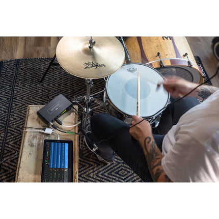 MOTU M4 Interfaz de Audio MIDI USB-C 24-Bit 192 kHz con 2 Preamp Microfónicos