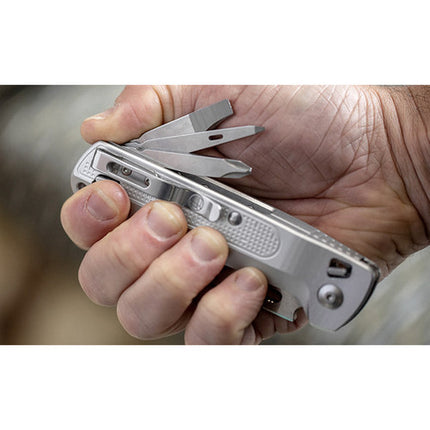 Leatherman FREE K2X Navaja Multiusos Plata 8 Herramientas 3.3 Pulgadas Serrada