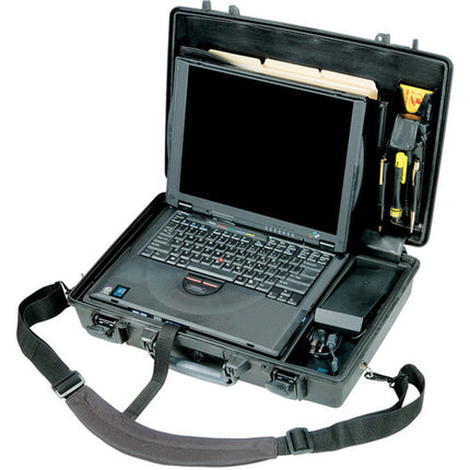 Pelican 1490CC1 Maletín Protector para Laptop 15 Pulgadas con Organizador y Bandeja Resistente al Agua y al Polvo