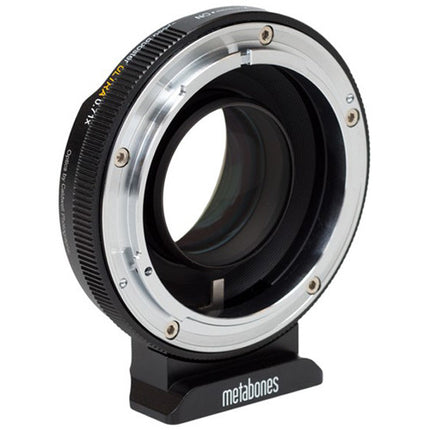 Metabones Speed Booster Ultra 0.71x Adaptador para Lente Canon FD FL a Micro Cuatro Tercios con 5 Elementos Ópticos