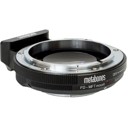 Metabones Speed Booster Ultra 0.71x Adaptador para Lente Canon FD FL a Micro Cuatro Tercios con 5 Elementos Ópticos