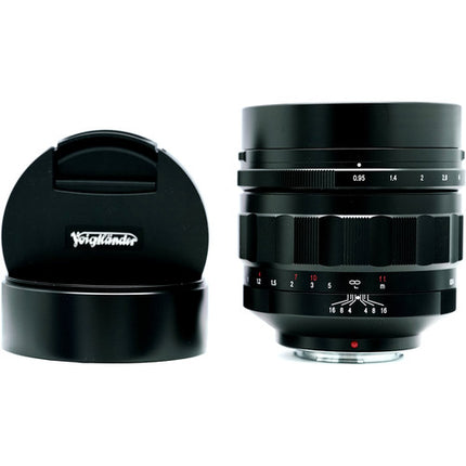 Voigtlander Nokton 60mm f0.95 Lente para Micro Cuatro Tercios Apertura f0.95-16 con Parasol y Tapas