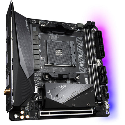 Gigabyte B550I AORUS PRO AX Placa base Mini-ITX AM4 DDR4-5300 Wi-Fi 6