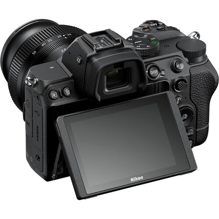 Nikon Z5 Cámara Sin Espejo 24.3MP 24-50mm f4-6.3 con Kit Básico