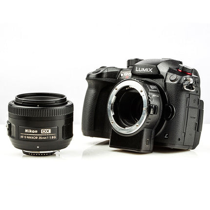 Viltrox NF-M1 Adaptador Montura Autofocus para Nikon F a Micro Cuatro Tercios con Apertura Ajustable y USB