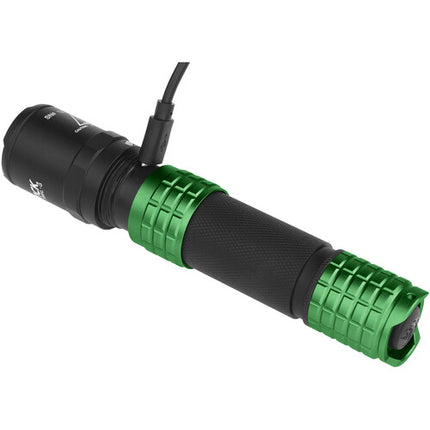 Nightstick USB-558XL Linterna LED táctica recargable 900 lúmenes baterías recargables y clip de acero