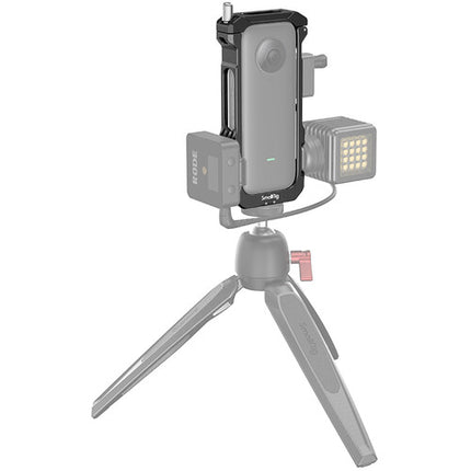 SmallRig Utility Frame para Insta360 ONE X2 con montaje doble y tapa de lente de silicona