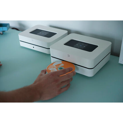 Bluesound VAULT 2i Reproductor de Audio en Red 2TB HDD CD Ripper Bluetooth 5.0