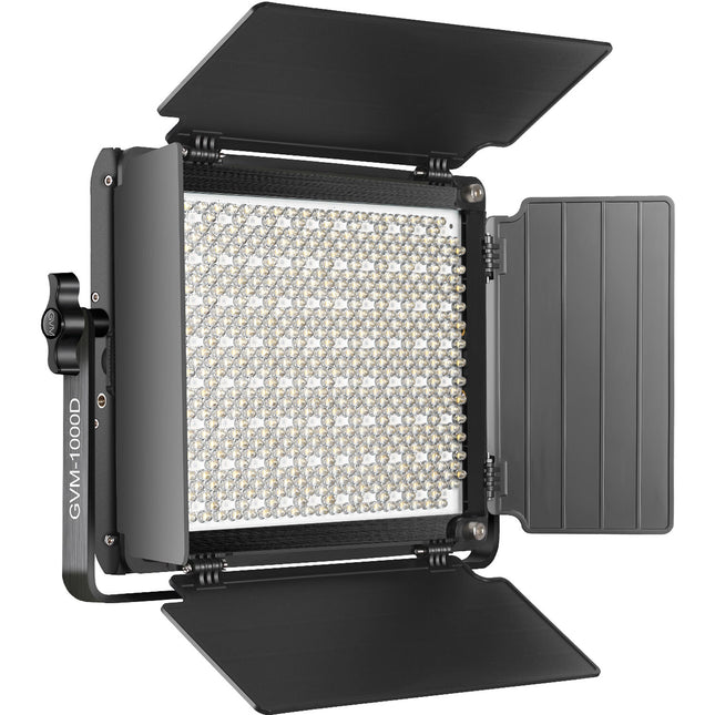 GVM 1000D Panel LED RGB para estudio 6000 Lux 12.5x12.5 pulgadas con barndoor y estuche