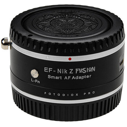 FotodioX Pro Fusion Adaptador Autoenfoque para objetivo Canon EF a cámara Nikon Z con puerto USB y caja de almacenamiento