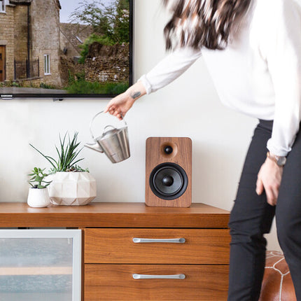 Kanto Living YU6 Altavoces Estantería 2 Vías 100W Par Madera Nogal