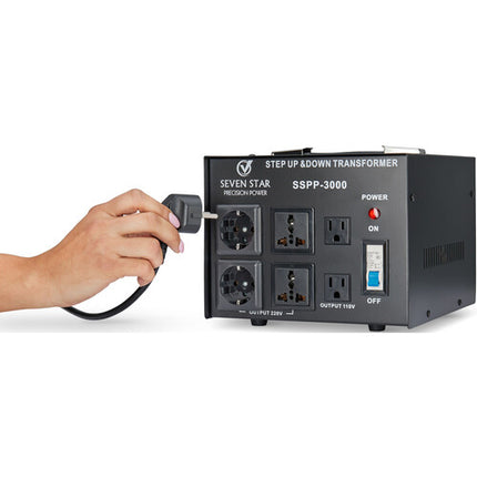 Sevenstar Precision Power 3000W Transformador de Voltaje con 5 Enchufes y Asa Integrada